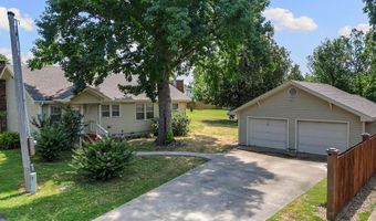 607 NW Jefferson St, Bentonville, AR 72712