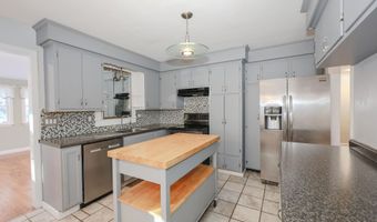 282 Wallace Rd, Bedford, NH 03110