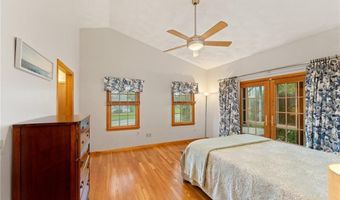 6 Windward Cir, Narragansett, RI 02882