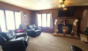 121 N Lowe St, Algona, IA 50511