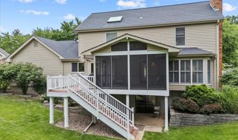 1218 Chavaniac Dr, Ballwin, MO 63011