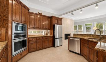 3610 Mansions Pkwy, Berkeley Lake, GA 30096
