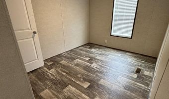 9123 E Pine Rd, Bloomfield, IN 47424