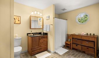 446 Plymouth St, Abington, MA 02351