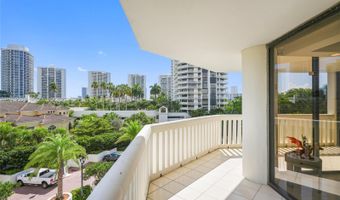 1000 W Island Blvd 504, Aventura, FL 33160