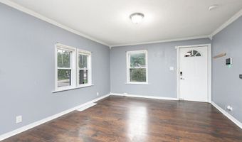 3832 Bowdoin St, Des Moines, IA 50313