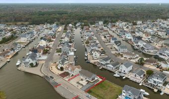 257 Sandlewood Dr, Bayville, NJ 08721
