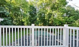 69 Pittis Ave, Allendale, NJ 07401