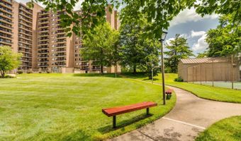 200 N PICKETT St 308, Alexandria, VA 22304