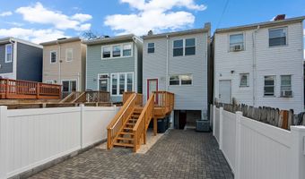 925 DECATUR St NW, Washington, DC 20011