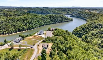 944 Lakepointe Dr, Albany, KY 42602
