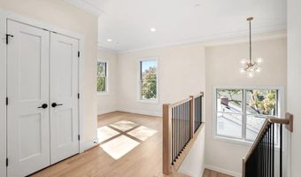 6107 DUNLEER Ct, Bethesda, MD 20817