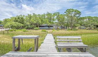 632 Mariner Cir, Alligator Point, FL 32346