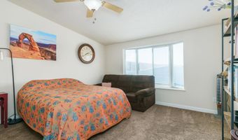490 Snowflake St, American Falls, ID 83211