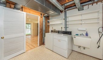 100 Canada Goose Dr, Allamuchy Twp., NJ 07840