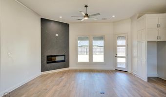 703 Julesburg Ln, Benton, LA 71006