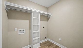 423 Indian Creek Cir, Adel, GA 31620