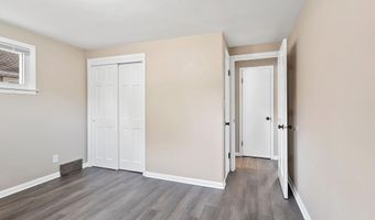 2500 S JEFFERSON St, Appleton, WI 54915