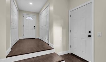 537 S Atlantic Ave, Aberdeen, NJ 07747