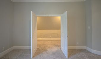 100 Plantation Ln, Batesville, AR 72501