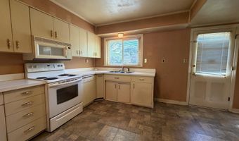 418 N 2nd St, Bardstown, KY 40004
