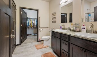 1707 N 18th St, Aberdeen, SD 57401