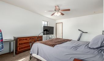 206 W HAWAII Dr, Casa Grande, AZ 85122