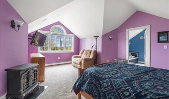 34 Goldsbury Woods Rd, Barre, VT 05641