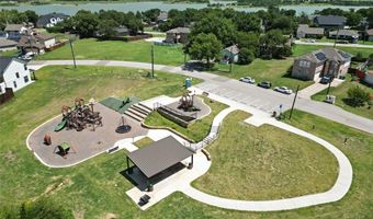 4520 N Shore Dr, The Colony, TX 75056