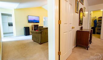 165 Spring Lake Dr, Athens, GA 30605