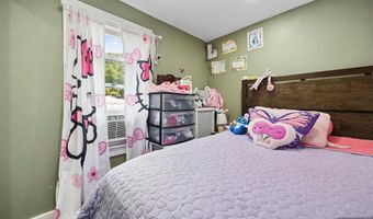 26 Liberty St, Andover, NJ 07801