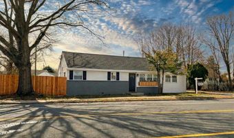 3323 Great Neck Rd, Amityville, NY 11701