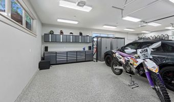 2005 NW Glassow Dr, Bend, OR 97703