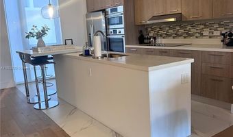 1000 99th St 5, Bay Harbor Islands, FL 33154