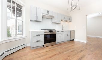 527 E Main St 2nd floor Right, Bridgeport, CT 06608