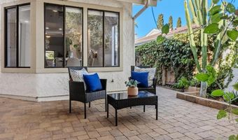 3305 Vivienda Cir, Carlsbad, CA 92009