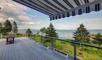 29 Wohoa Bay Dr, Addison, ME 04606