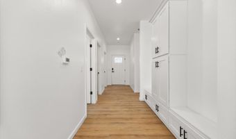 9224 Holly Ave, California City, CA 93505