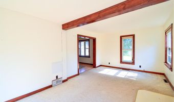 104 Grove Ave, Alma, MI 48801