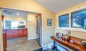 178 S Bayview Ave, Amityville, NY 11701