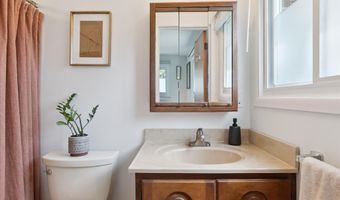2789 Colony Rd, Ann Arbor, MI 48104