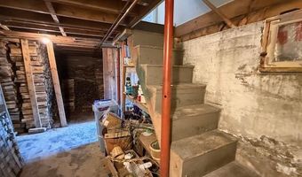 10 Palm St, Baileyville, ME 04694