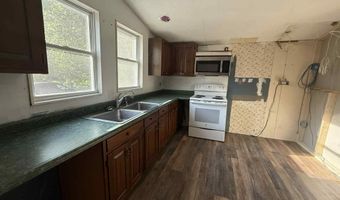 45 Brooke Ave, Belfast, ME 04915