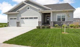 1350 Chipman Ln, North Liberty, IA 52317