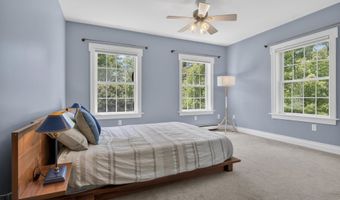 33 Taywood Rd, Auburn, ME 04210