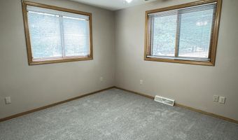 922 Elk Ave, Adams, WI 53910
