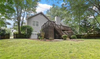 1027 Regency Dr, Acworth, GA 30102