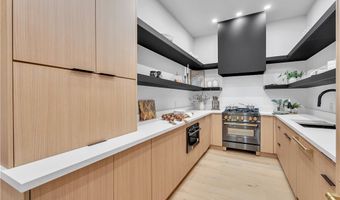 270 Besame Ct, Las Vegas, NV 89138