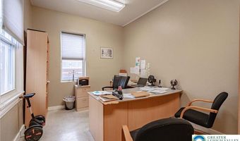 135 N 5th St, Allentown, PA 18102