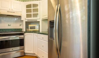 253 Prado St, Apalachicola, FL 32320